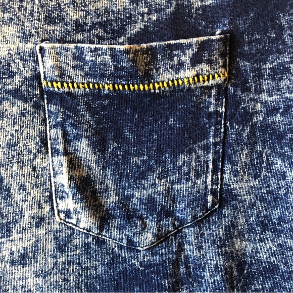 Mens American Rag denim acid wash tee shirt contrast stitching size M - Picture 2 of 7